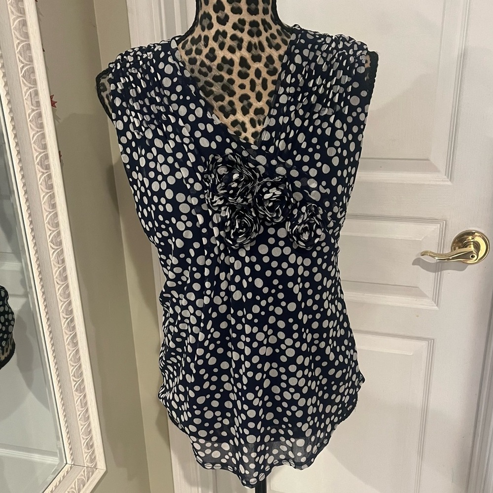 Sleeveless blouse